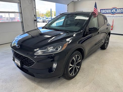 Used 2021 Ford Escape SEL w/ SEL Stealth AWD Package image 2
