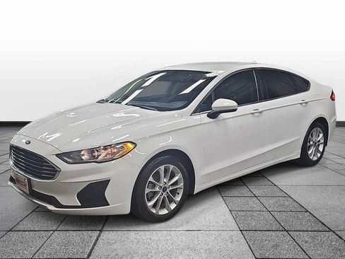Used 2020 Ford Fusion SE FWD image 1