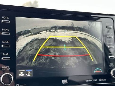 Used 2022 Toyota Corolla Cross XLE image 14