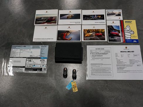 Used 2018 Porsche 911 GT3 RWD image 85