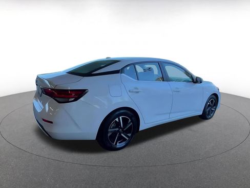 Used 2025 Nissan Sentra SV image 15