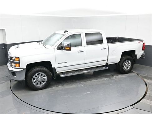 Used 2019 Chevrolet Silverado 2500 LTZ w/ Duramax Plus Package image 30