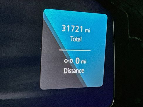 Used 2025 Volkswagen Atlas SE FWD image 19