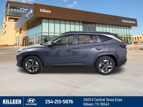 Used 2025 Hyundai Tucson SEL FWD image 5