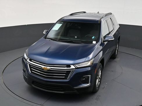 Used 2023 Chevrolet Traverse LT FWD image 16