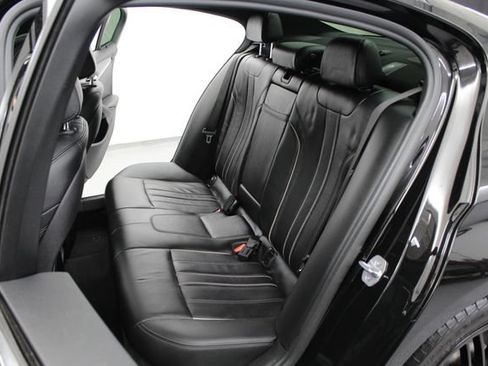 Used 2018 BMW 530e xDrive AWD/4WD image 20