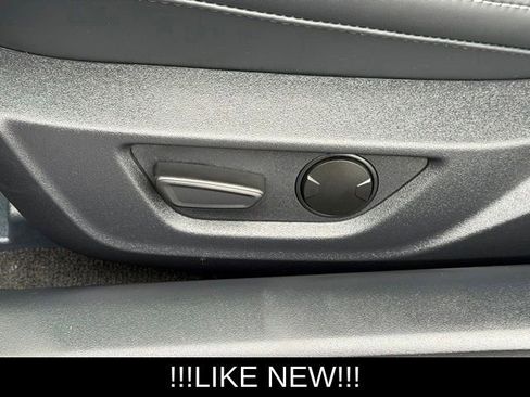 Used 2025 Ford Mustang GT Premium RWD image 26
