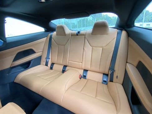 Used 2025 BMW 430i xDrive Coupe w/ Convenience Package image 15