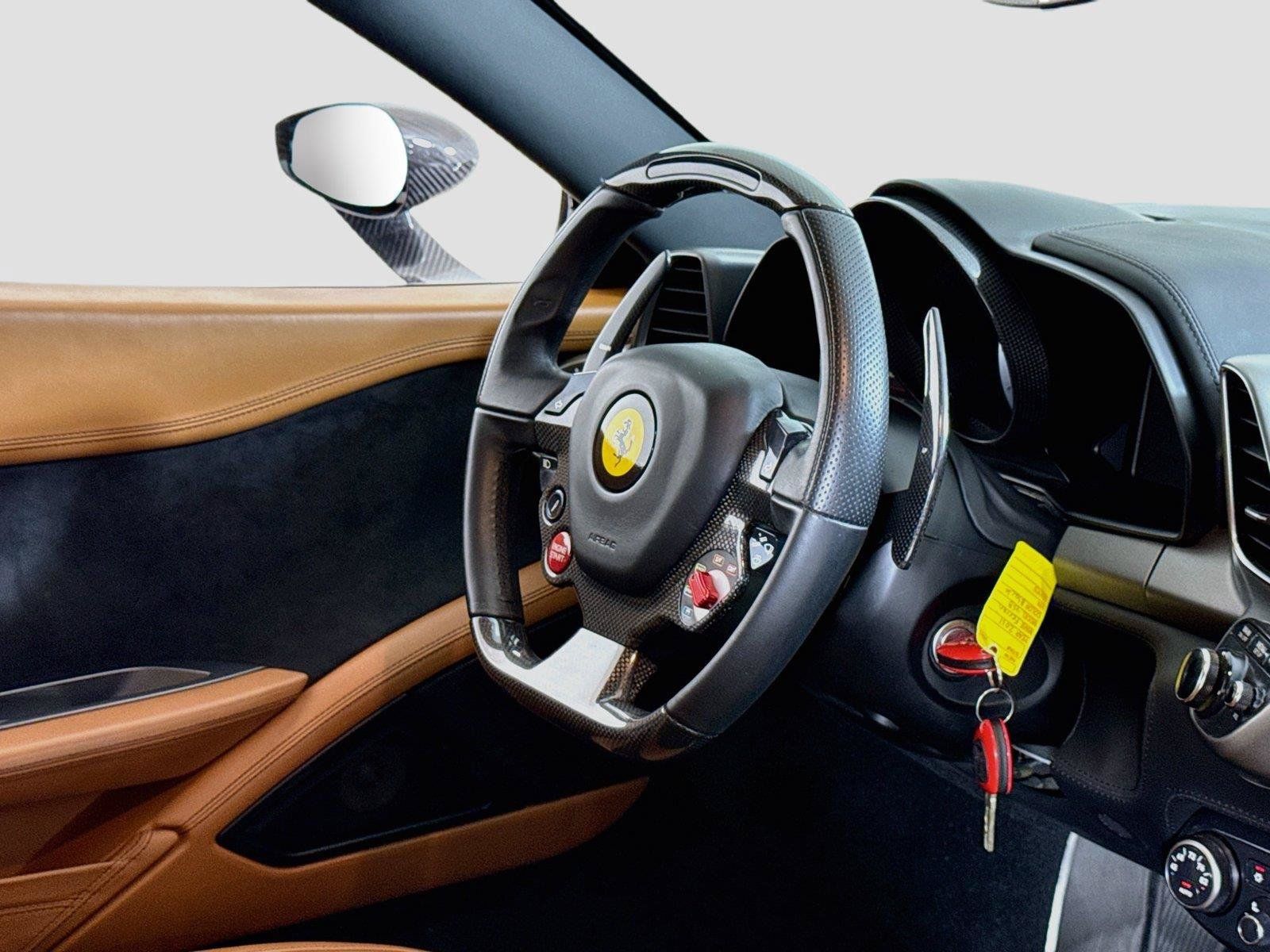 Used 2011 Ferrari 458 Italia Coupe RWD image 31