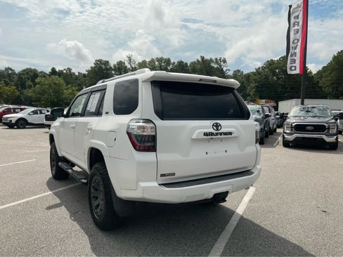 Used 2015 Toyota 4Runner SR5 Premium AWD/4WD image 7