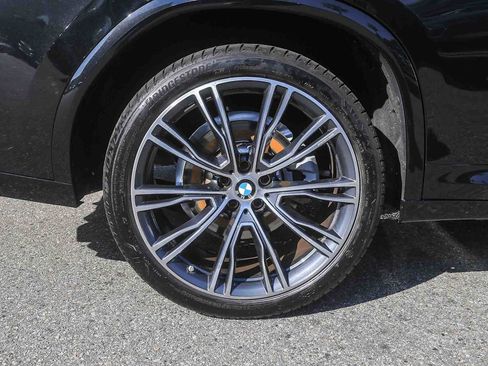 Certified 2024 BMW X4 xDrive30i w/ M Sport Package image 8