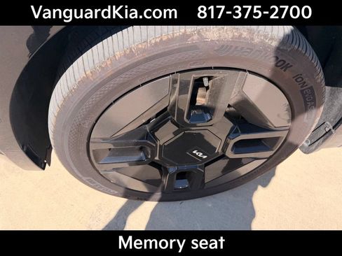 Used 2024 Kia EV9 GT-Line AWD/4WD image 8