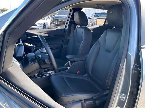 Certified 2024 Buick Encore GX Sport Touring image 7