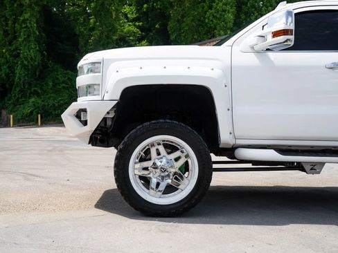 Used 2017 Chevrolet Silverado 2500 LTZ w/ Duramax Plus Package AWD/4WD image 3