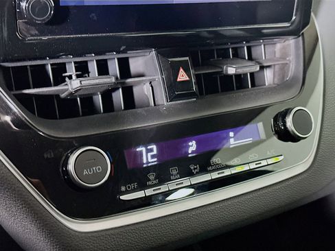 Used 2024 Toyota Corolla LE image 22