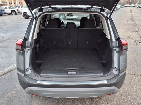 Used 2021 Nissan Rogue SV image 22