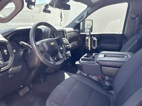Used 2025 Chevrolet Silverado 2500 Custom w/ Custom Value Package AWD/4WD image 5