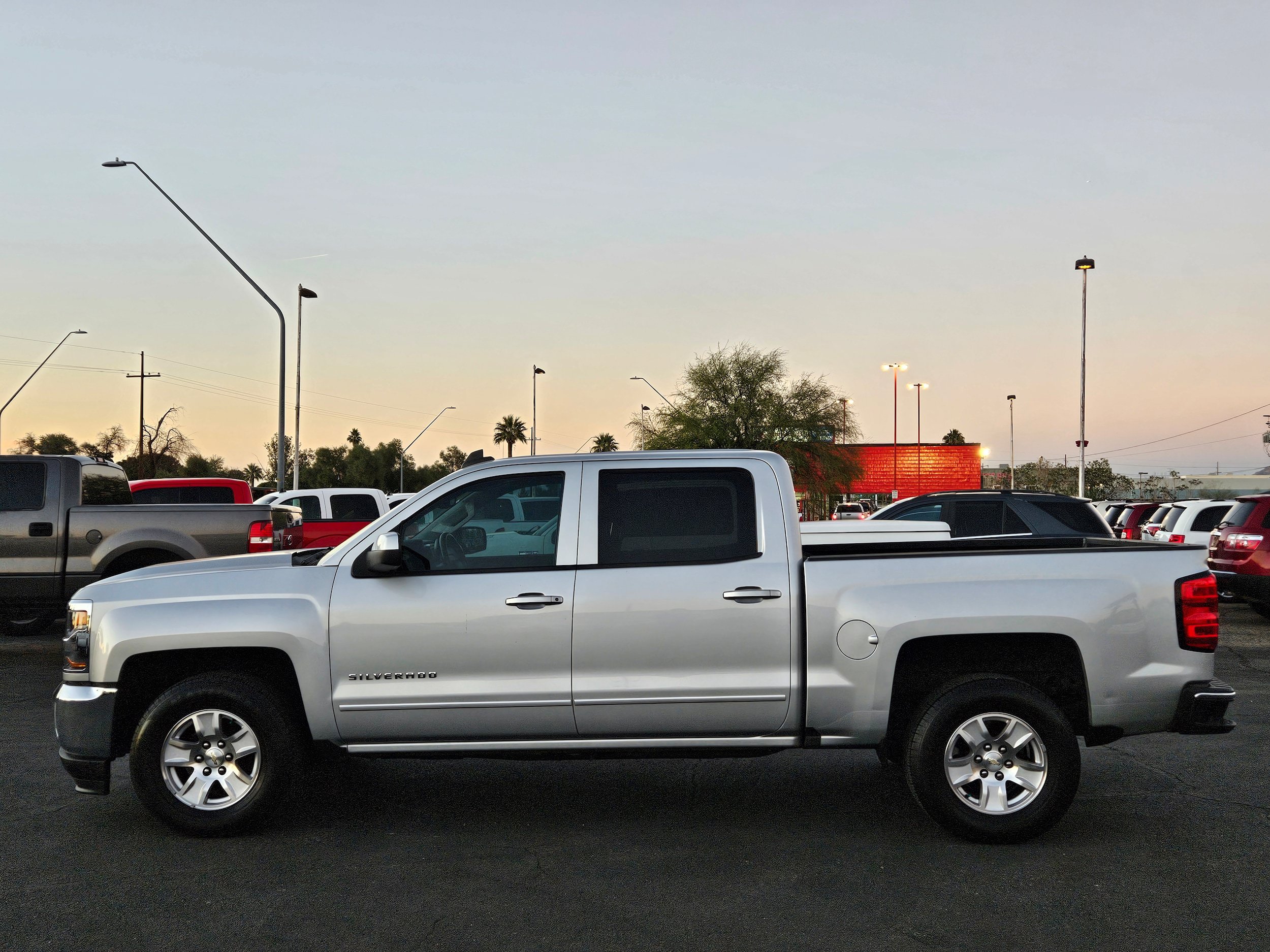 Used 2016 Chevrolet Silverado 1500 LT w/ All Star Edition RWD image 2