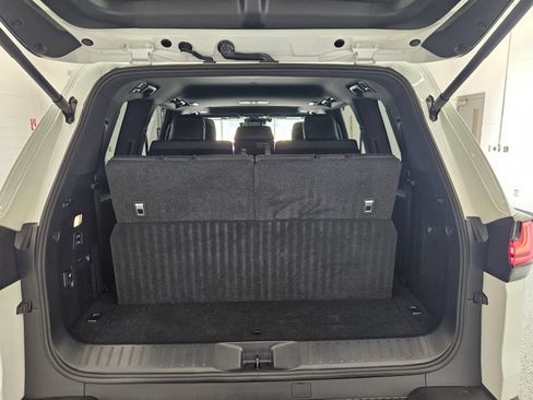 Used 2025 Lexus LX 600 F Sport w/ Accessory Package (2T) AWD/4WD image 55