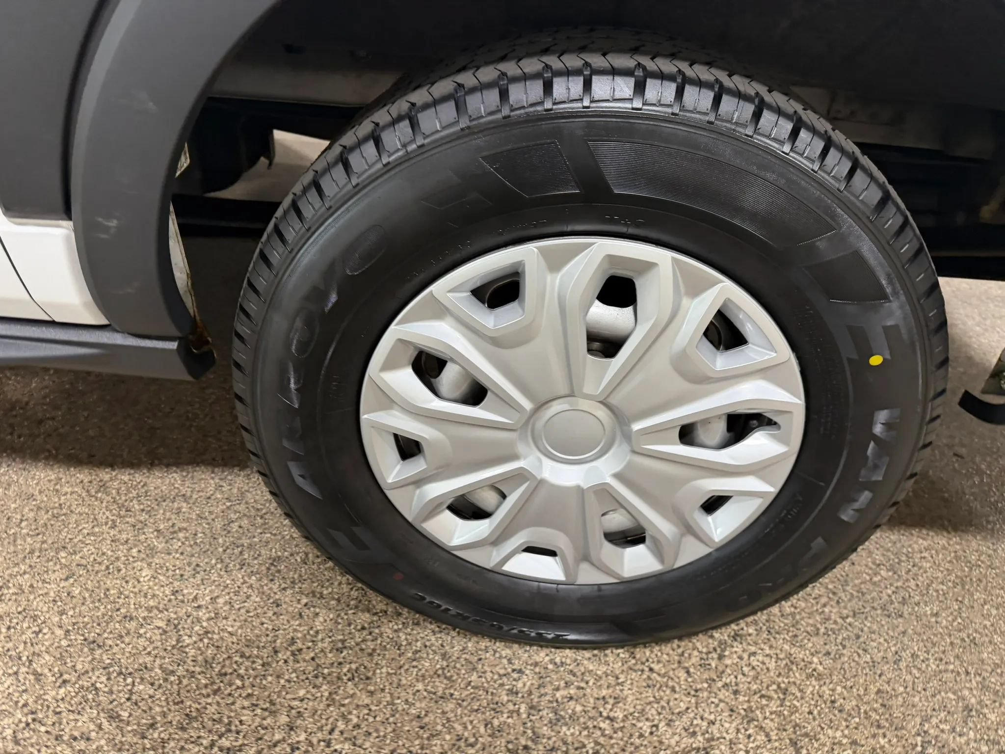 Used 2018 Ford Transit 150 XL RWD image 55