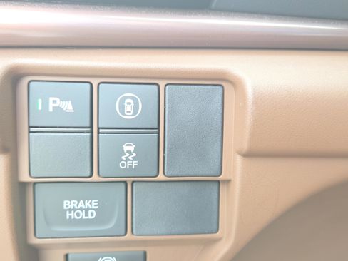 Used 2025 Acura RDX SH-AWD w/ Technology Package image 38