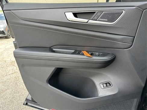 New 2026 Volkswagen Atlas Cross Sport SEL Premium R-Line image 14