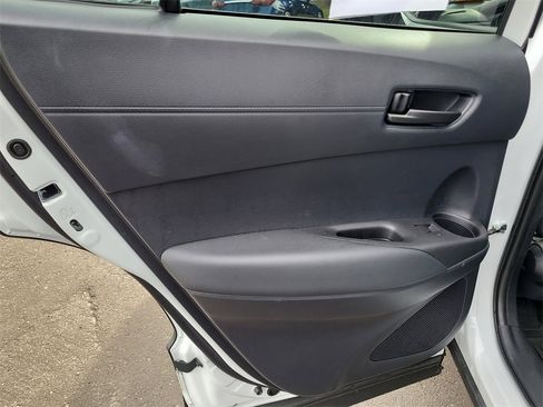 Used 2025 Toyota Corolla Cross AWD Hybrid image 8