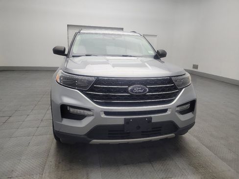 Used 2021 Ford Explorer XLT w/ Equipment Group 202A RWD image 14