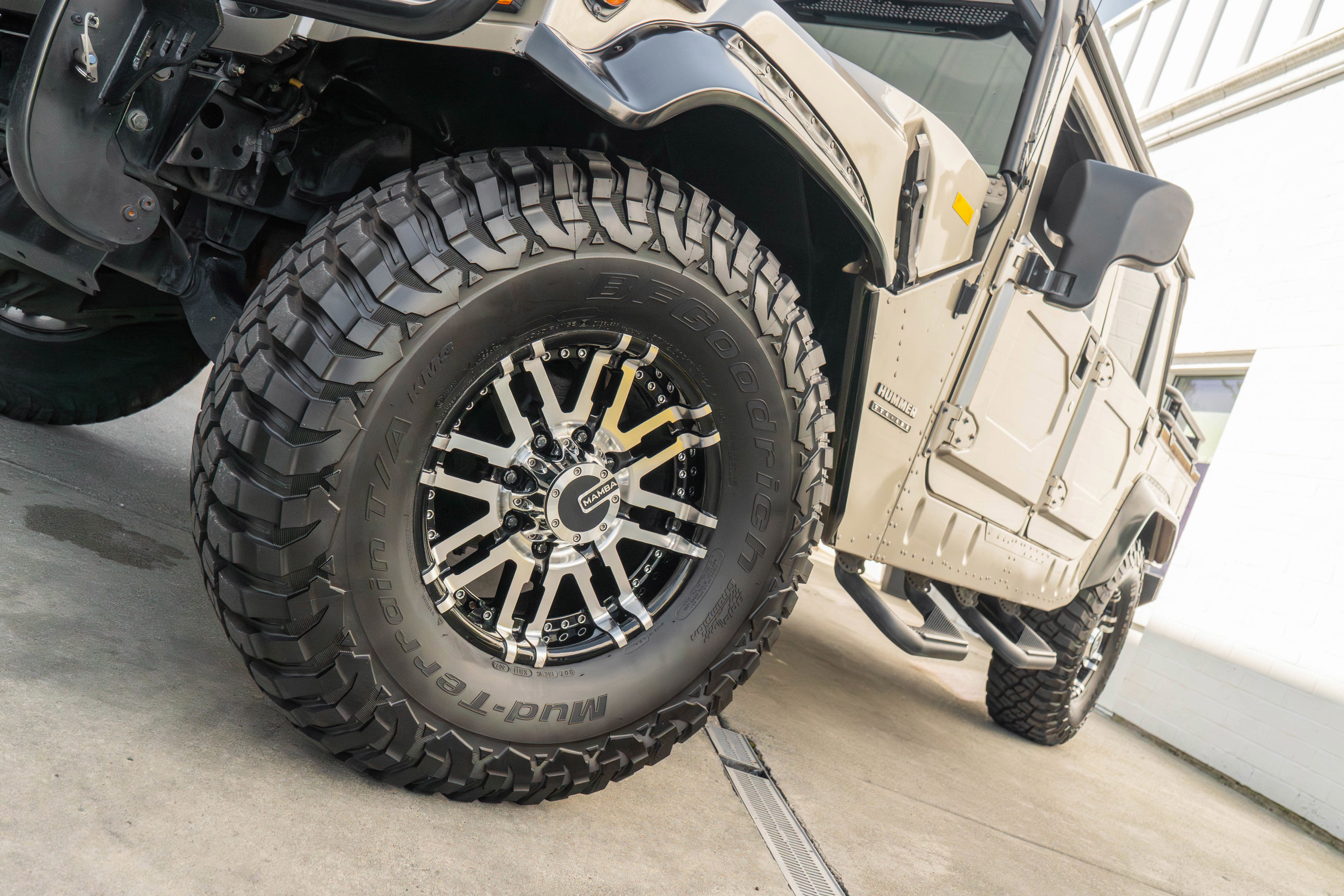 Used 2000 HUMMER H1 4-Door Open Top AWD/4WD image 4