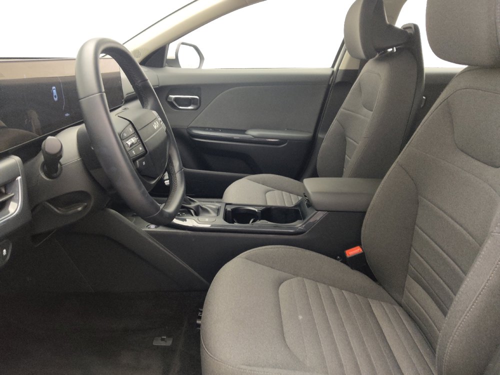Used 2025 Kia K4 EX FWD image 17