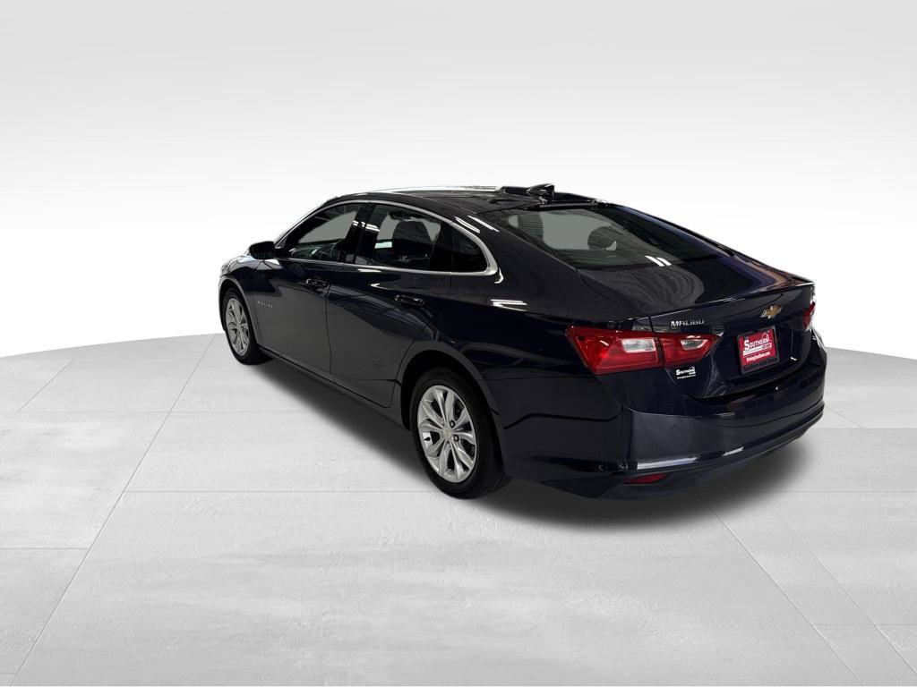 Used 2025 Chevrolet Malibu LT FWD image 5