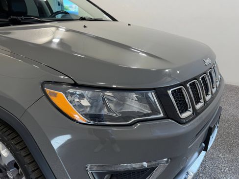 Used 2021 Jeep Compass Limited AWD/4WD image 18