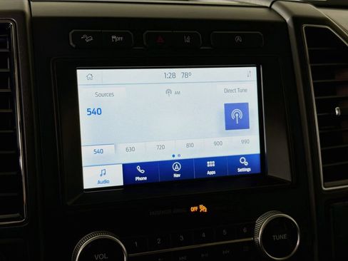Used 2021 Ford Expedition Limited AWD/4WD image 18