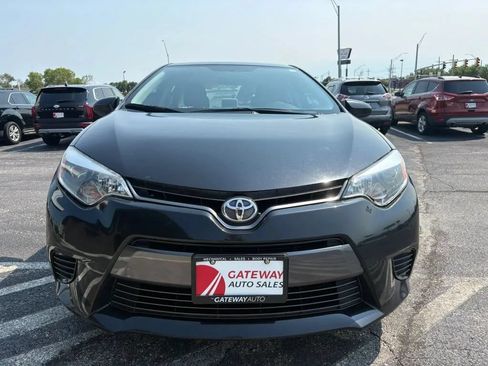 Used 2016 Toyota Corolla LE FWD image 8