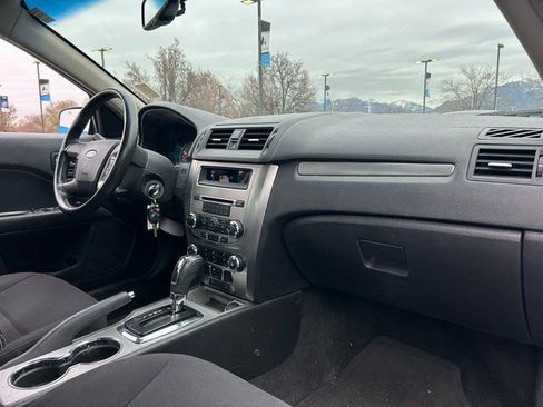 Used 2010 Ford Fusion Base image 27