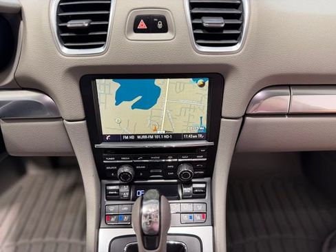 Used 2015 Porsche Cayman RWD image 25