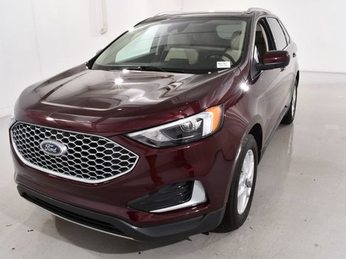 Used 2023 Ford Edge SEL AWD/4WD image 2