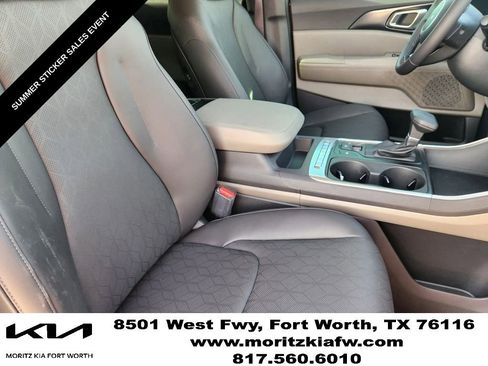 New 2026 Kia Carnival FWD image 10