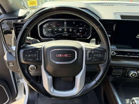 Used 2025 GMC Sierra 1500 Elevation w/ Preferred Package AWD/4WD image 32