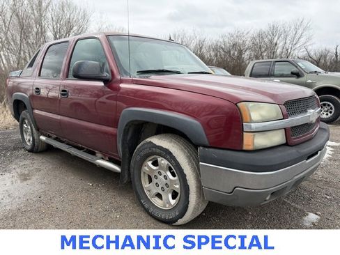 Used 2004 Chevrolet Avalanche Z71 w/ Preferred Equipment Group image 1