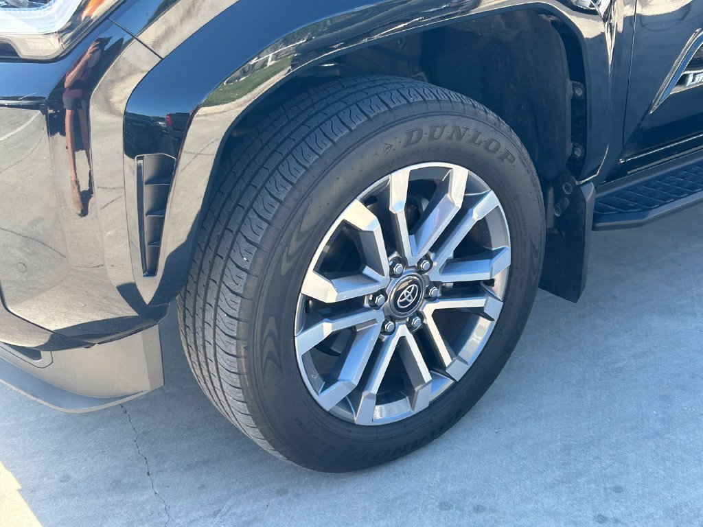 Certified 2025 Toyota 4Runner Limited AWD/4WD image 9