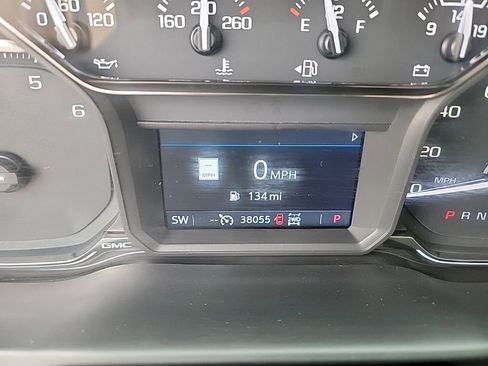 Used 2022 GMC Sierra 1500 AT4 w/ AT4 Premium Package AWD/4WD image 18