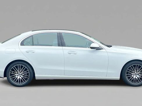 Used 2026 Mercedes-Benz C 300 4MATIC Sedan image 9