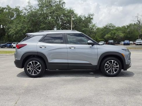 New 2026 Chevrolet TrailBlazer LT w/ Convenience Package FWD image 6