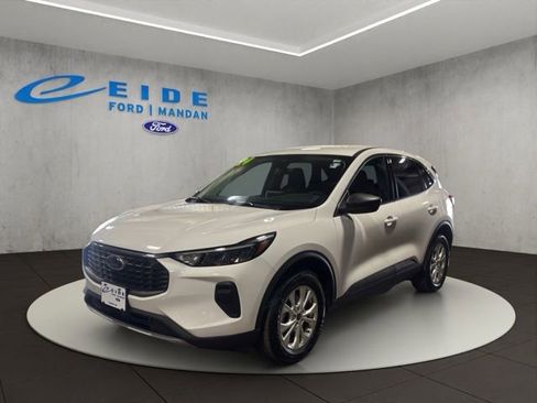 Used 2024 Ford Escape Active AWD/4WD image 5