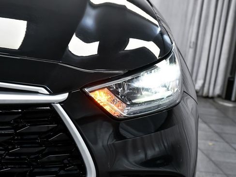 Used 2020 Toyota Highlander L AWD/4WD image 68