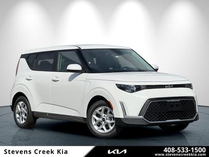 New 2025 Kia Soul LX w/ LX Technology Package