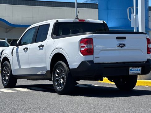 Used 2024 Ford Maverick XLT FWD image 3