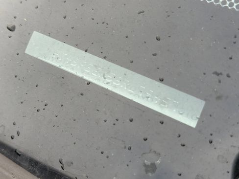 Used 2011 Toyota Camry image 3