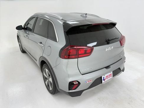 Used 2022 Kia Niro LX FWD image 18